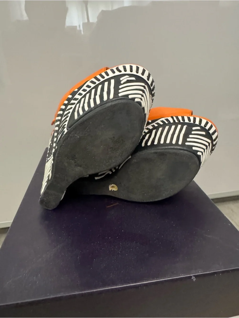 Le Silla Orange Platform Wedge Sandal - Women